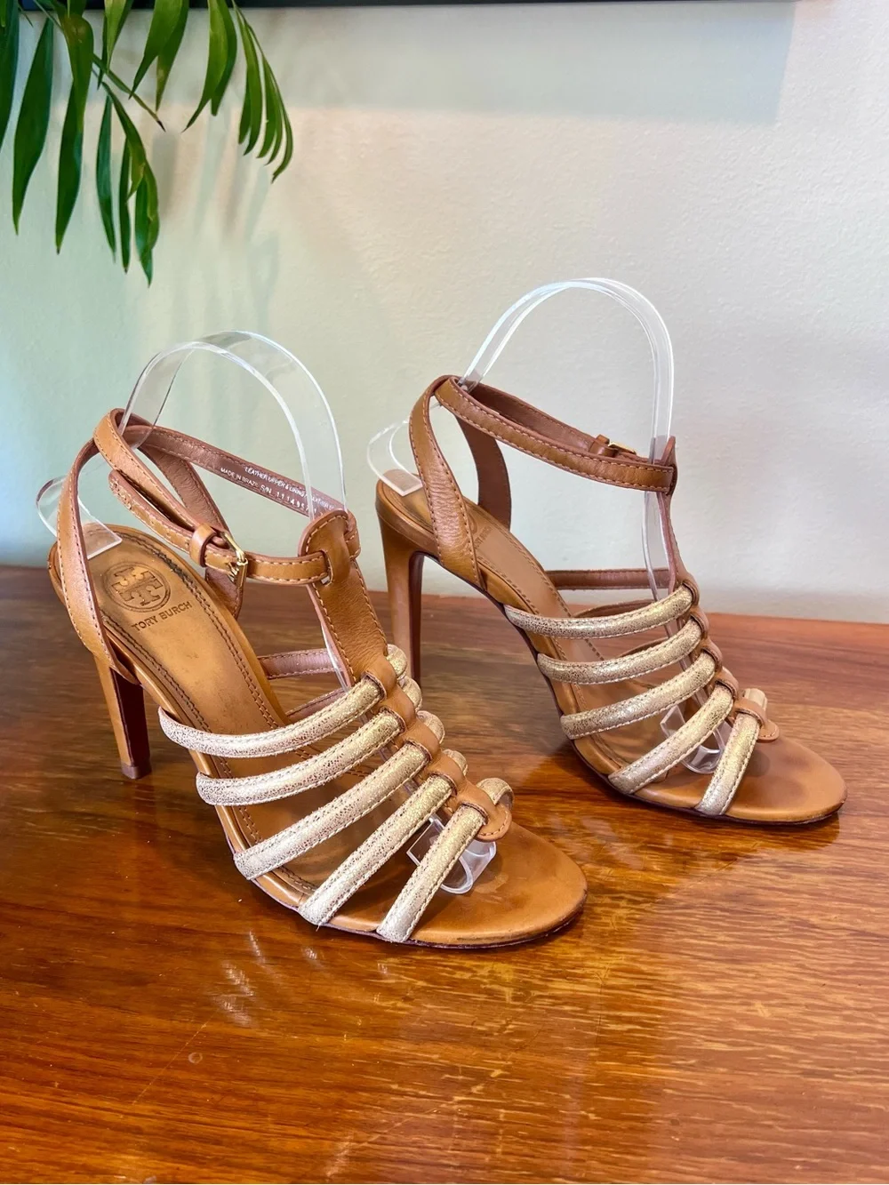 Tory Burch tory burch